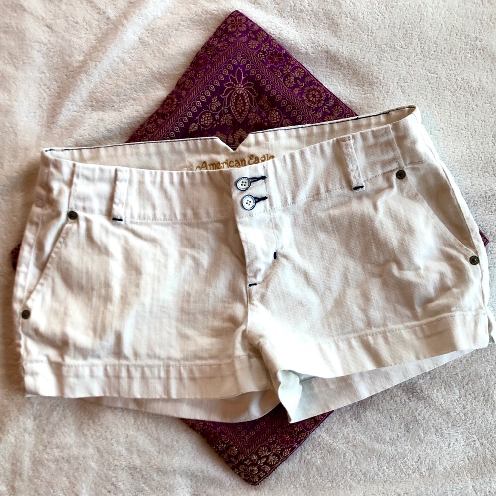 American Eagle white shorts - size 10